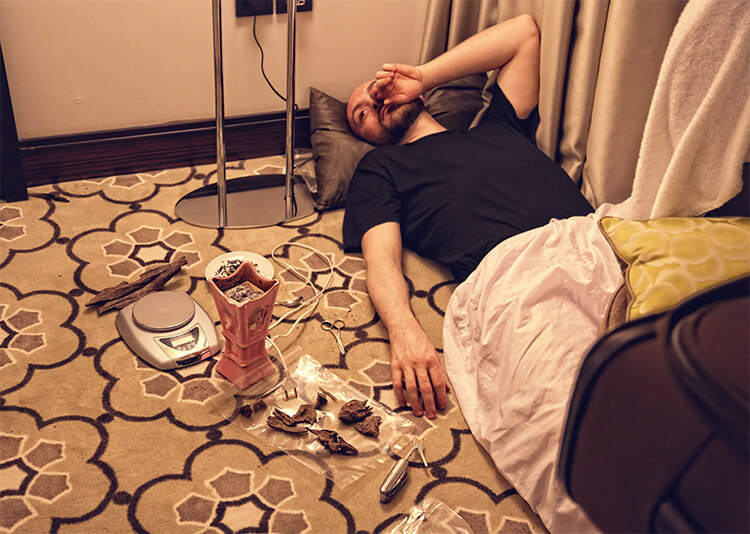 Ensar buzzing on some old Cambodi wood