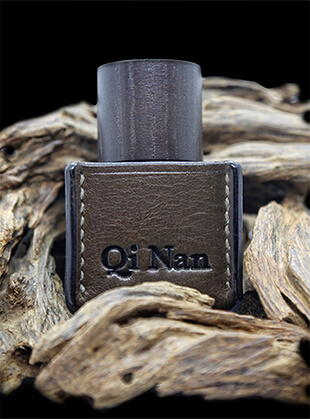 Qi Nan kyara perfume by Ensar Oud
