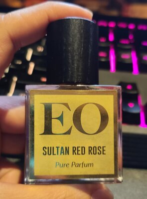 Sultan Red Rose Perfume