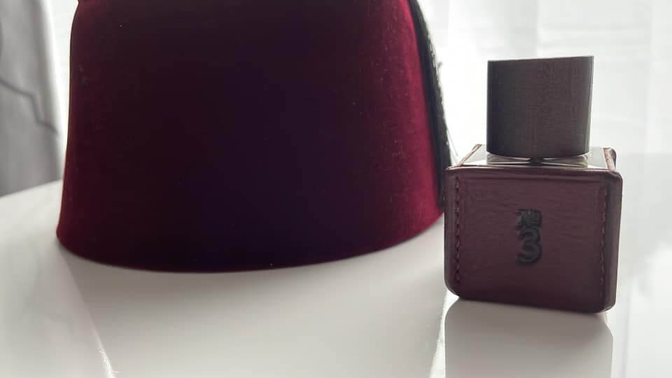 EO No. 3 - Rose, Musk, Oud Perfume