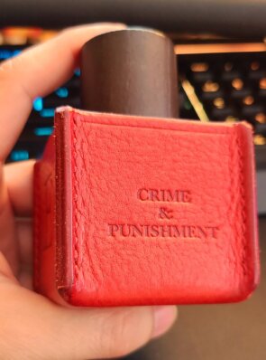 Parfum Crime Punishment by Ensar Oud