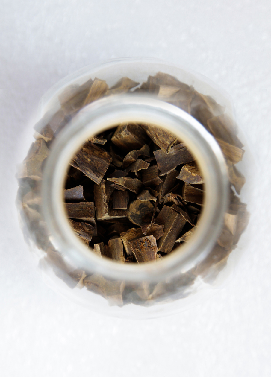 Rare Vietnam Agarwood by Ensar Oud