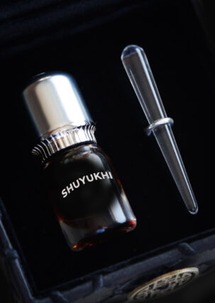 Premium Vintage Agarwood Oil by Ensar Oud