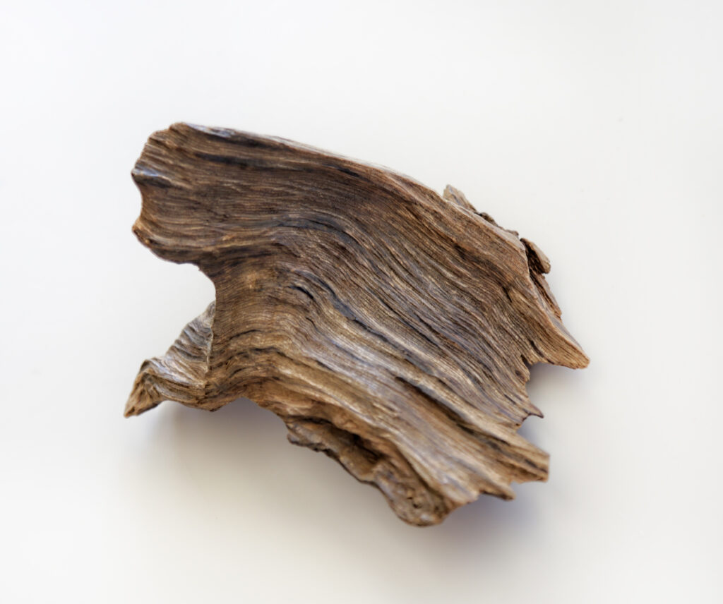 Vintage Sinking Almahera Agarwood by Ensar Oud 